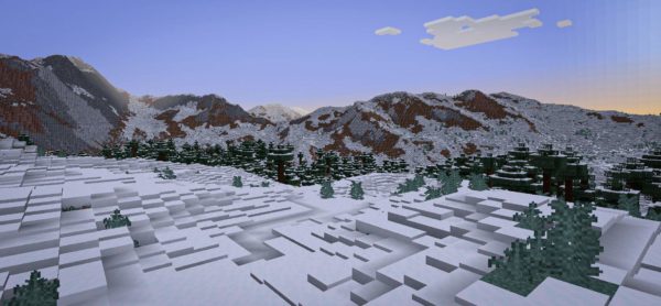 Une montagne recouverte par la neige