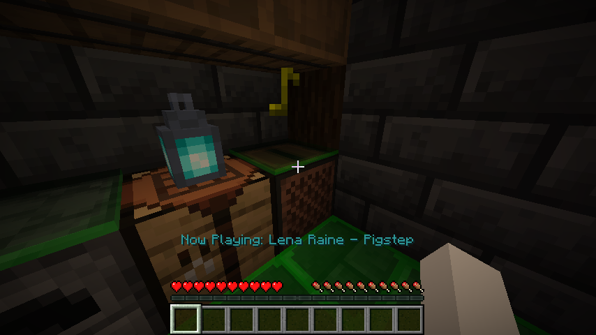 Minecraft Lighty mod montrant une zone sûre pendant l’écoute d’un disque musical.