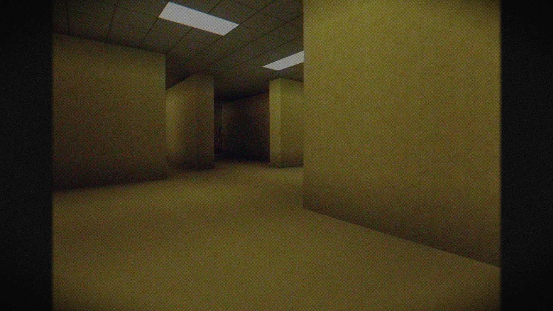 Couloir éclairé simulant les Backrooms avec le shader Cursed Fog dans Minecraft